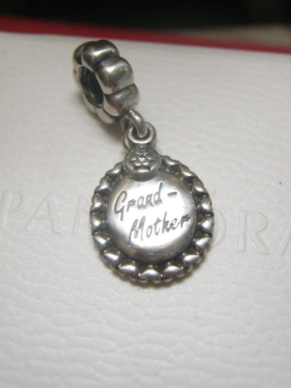 PANDORA Silver Grand-Mother Dangle Charm - 40$